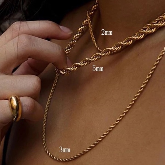 Jewelry - New Classic 14kt Gold Dainty Rope Necklace